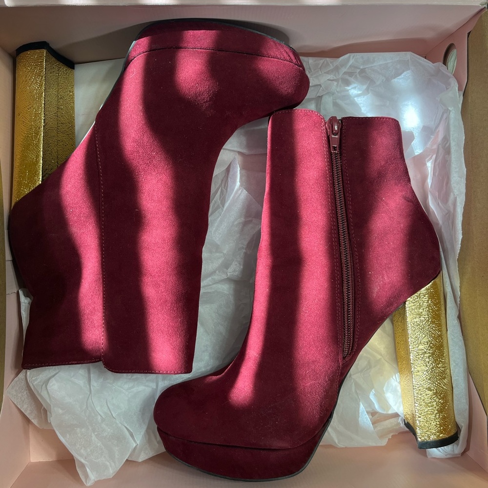 Cute and funky heel boot